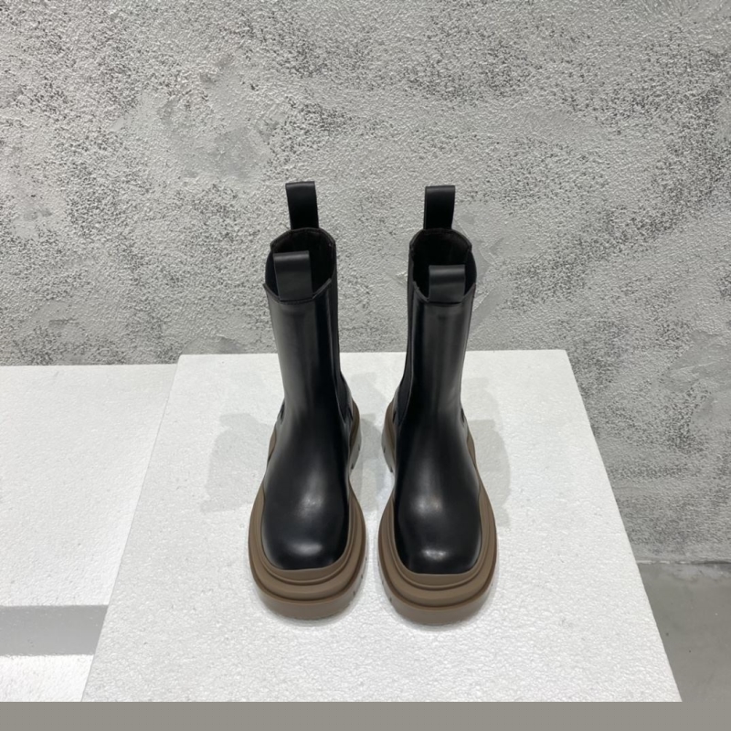 bo*te*ga Ve*ne*ta boots